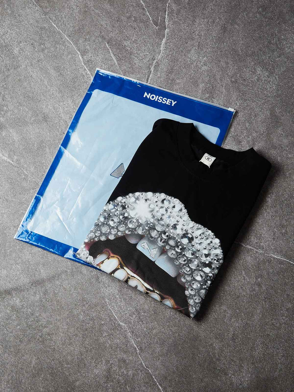 Gri Pırlanta Dudak Unisex Tişört