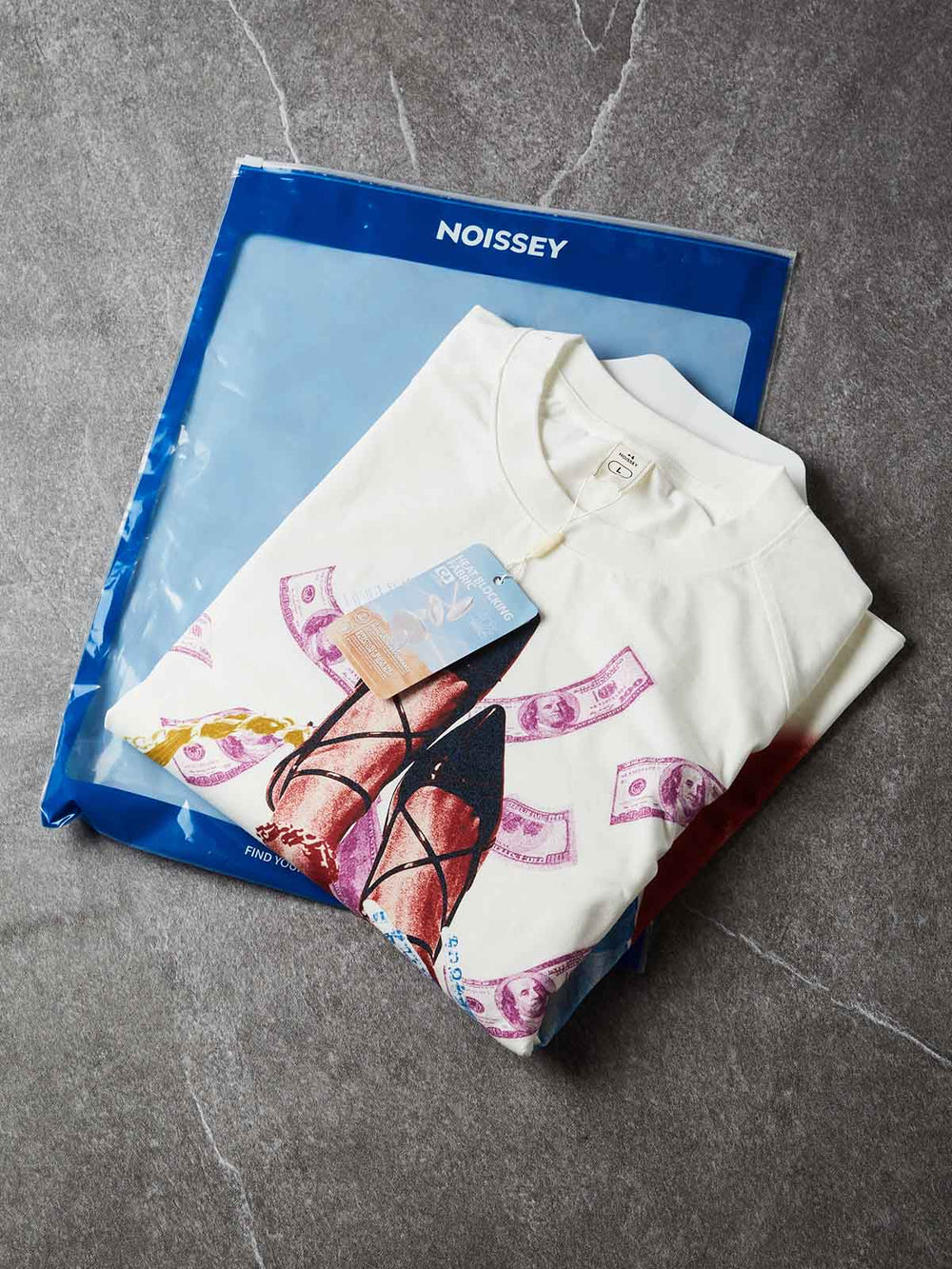 Monokrom Topuklu Beyaz Unisex Uzun Kollu Tişört