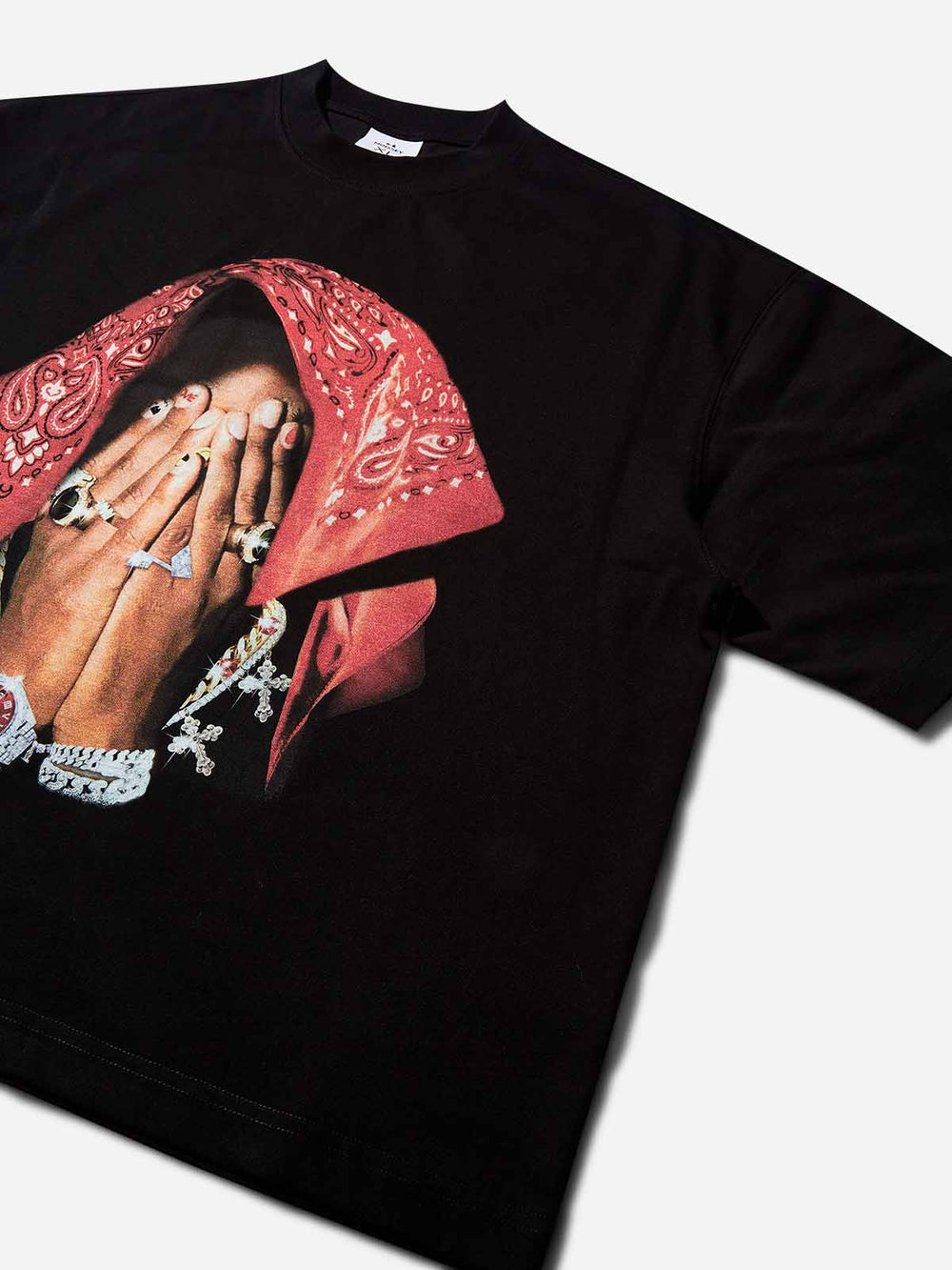 Kırmızı Bandana Figür Unisex Tişört