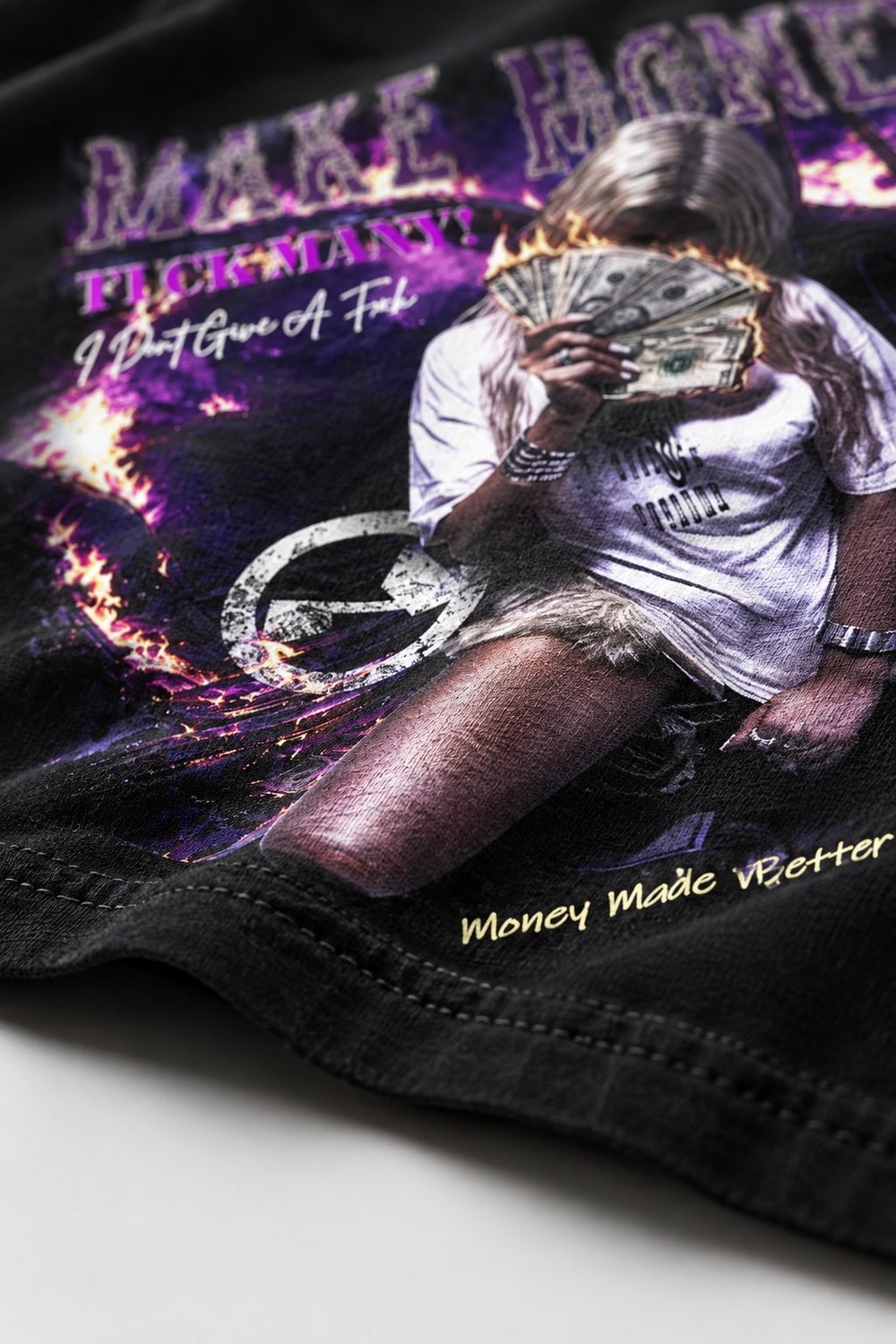 Make Money Ateş Kız Siyah Unisex Tişört