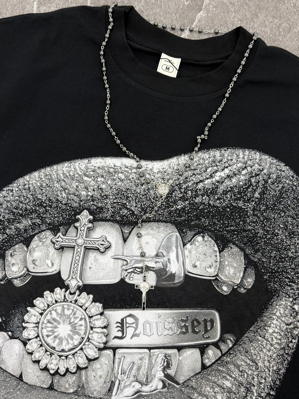 Silver Grillz Lips Siyah Unisex Tişört