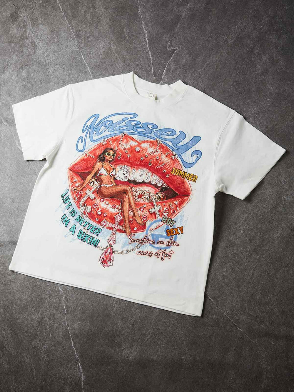 Grafiti Bikini Kız Beyaz Unisex Tişört