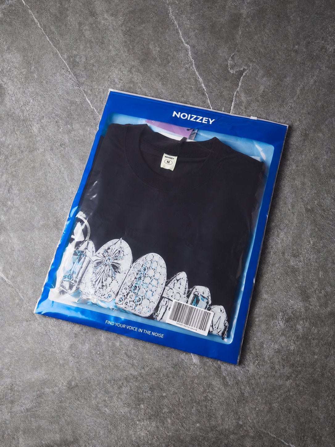 NOIZZEY Pırlanta Zar Grillz Unisex Tişört – görsel 8
