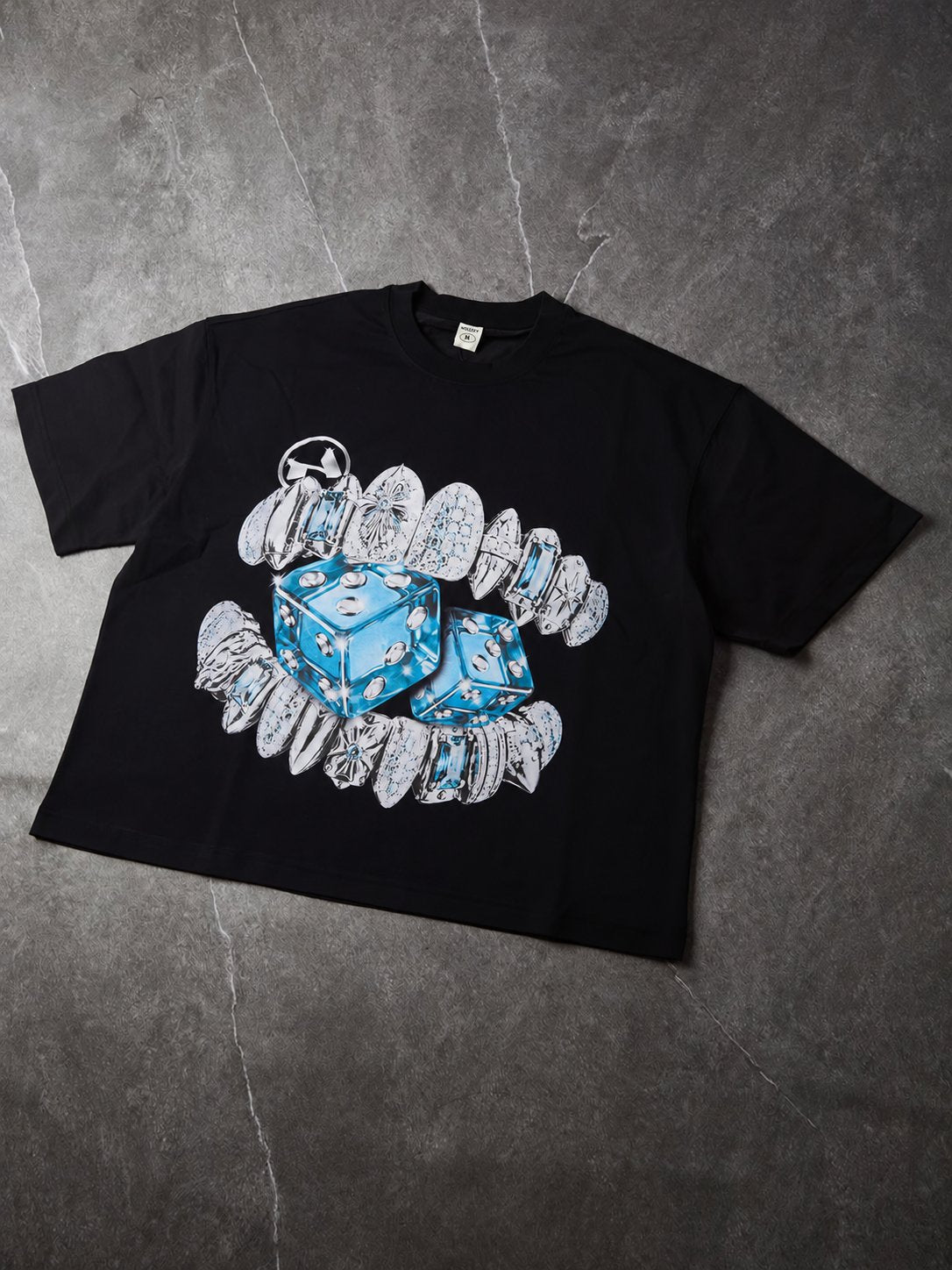 NOIZZEY Pırlanta Zar Grillz Unisex Tişört – görsel 6