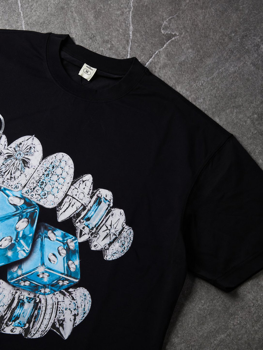 NOIZZEY Pırlanta Zar Grillz Unisex Tişört – görsel 5