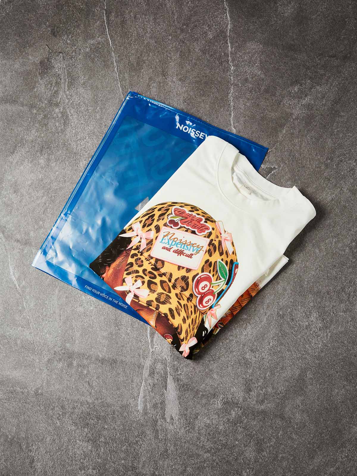 Don't Forget to Have Fun Unisex Tişört