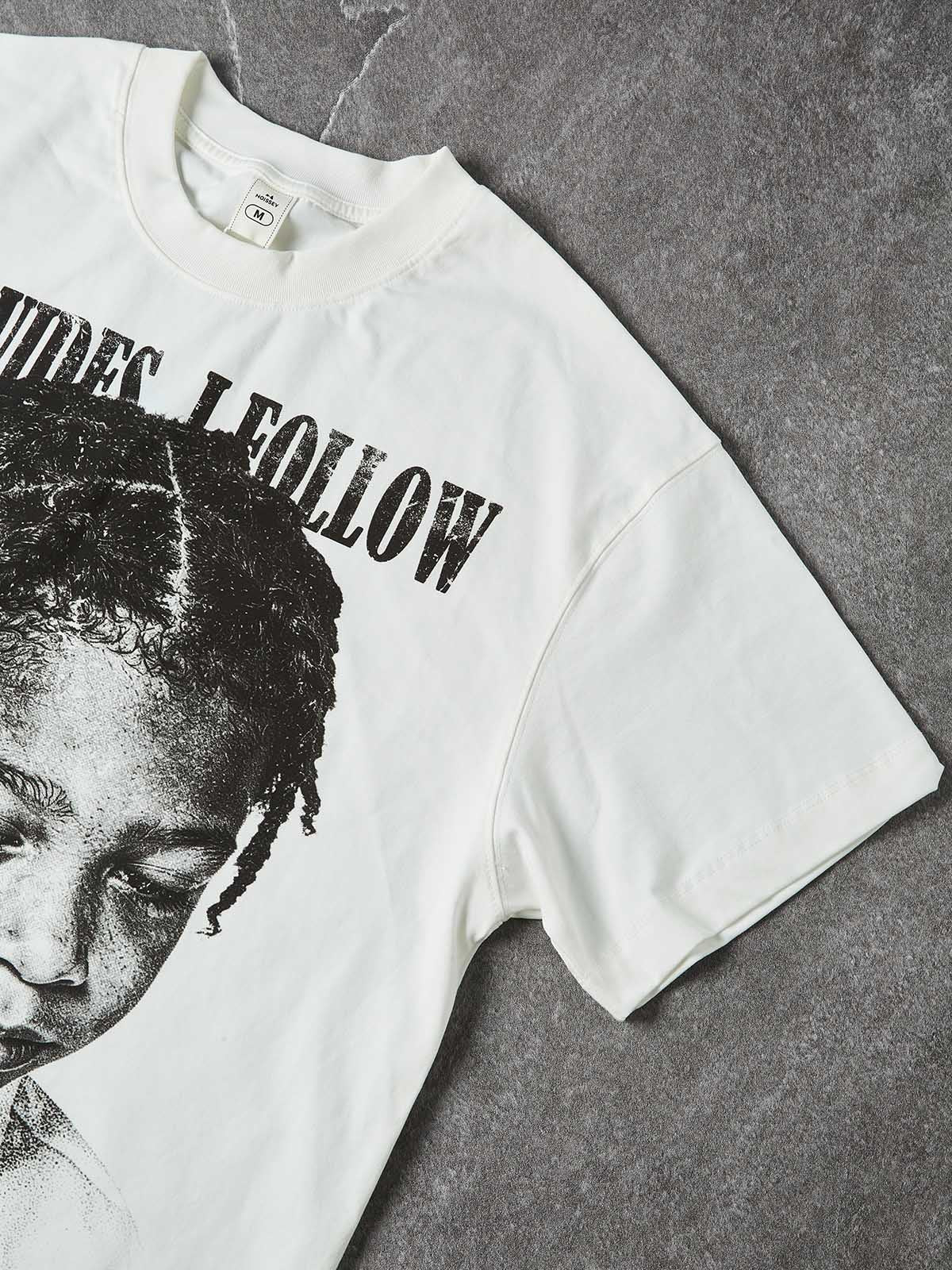 HE GUIDES I FOLLOW Unisex Tişört
