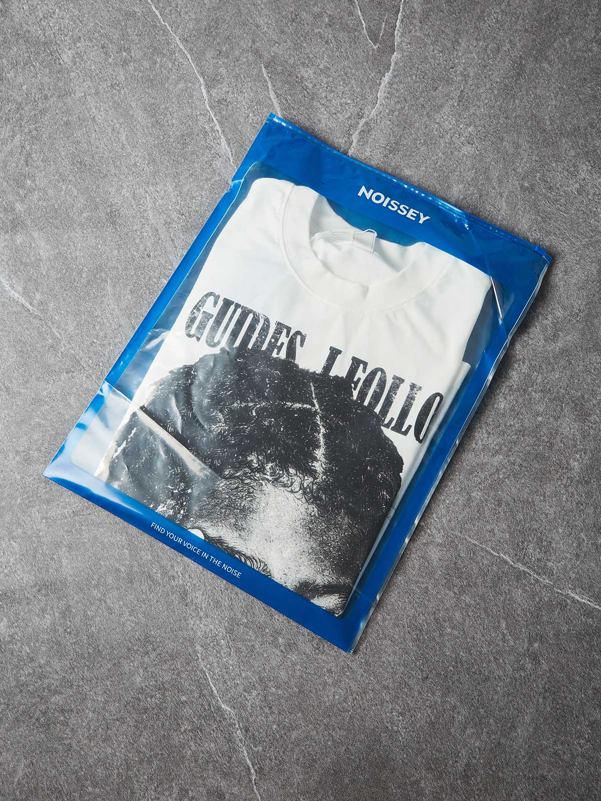 HE GUIDES I FOLLOW Unisex Tişört