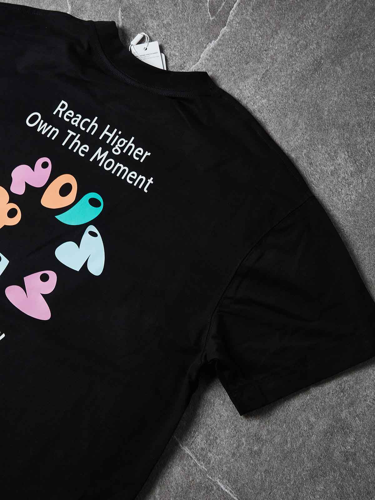 REACH HIGHER Unisex Tişört