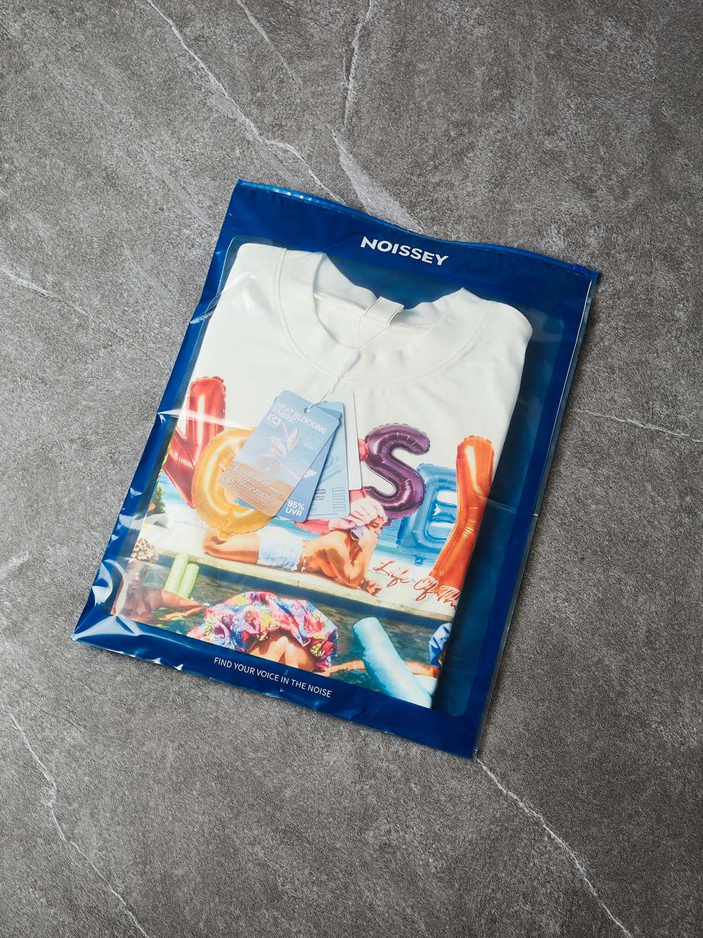 Pool Side Mania Unisex Tişört