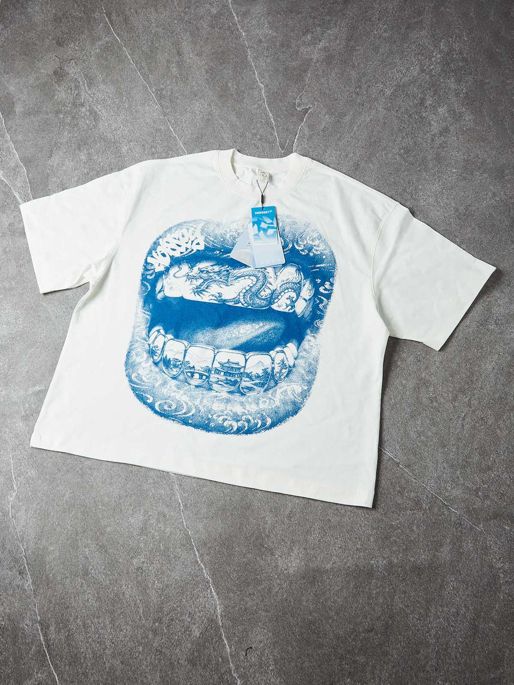 Ejderha Grillz Beyaz Unisex Tişört