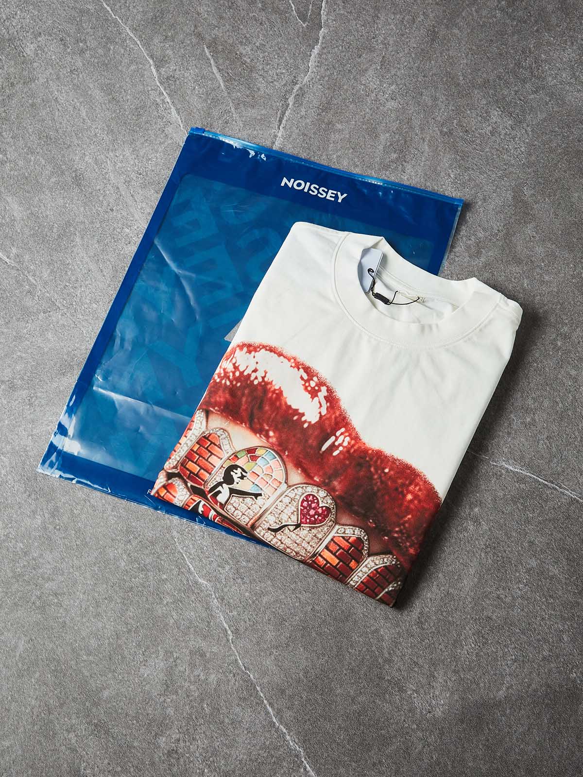 Urban Heart Beyaz Unisex Tişört