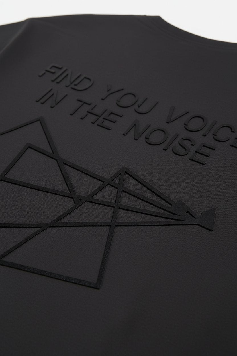 FIND YOU VOICE IN THE NOISE Unisex Tişört